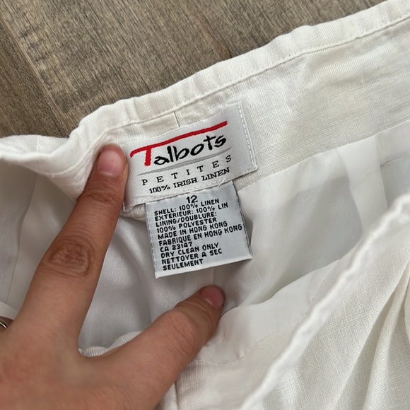 Talbots cream linen bermudas shorts, size 12P high waisted - Picture 3 of 4